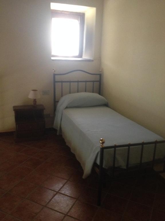 Agriturismo Collepina Amelia Buitenkant foto